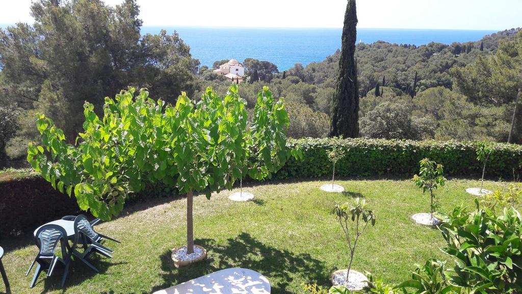 Apartamentos Famara Λορέτ Ντε Μαρ Εξωτερικό φωτογραφία
