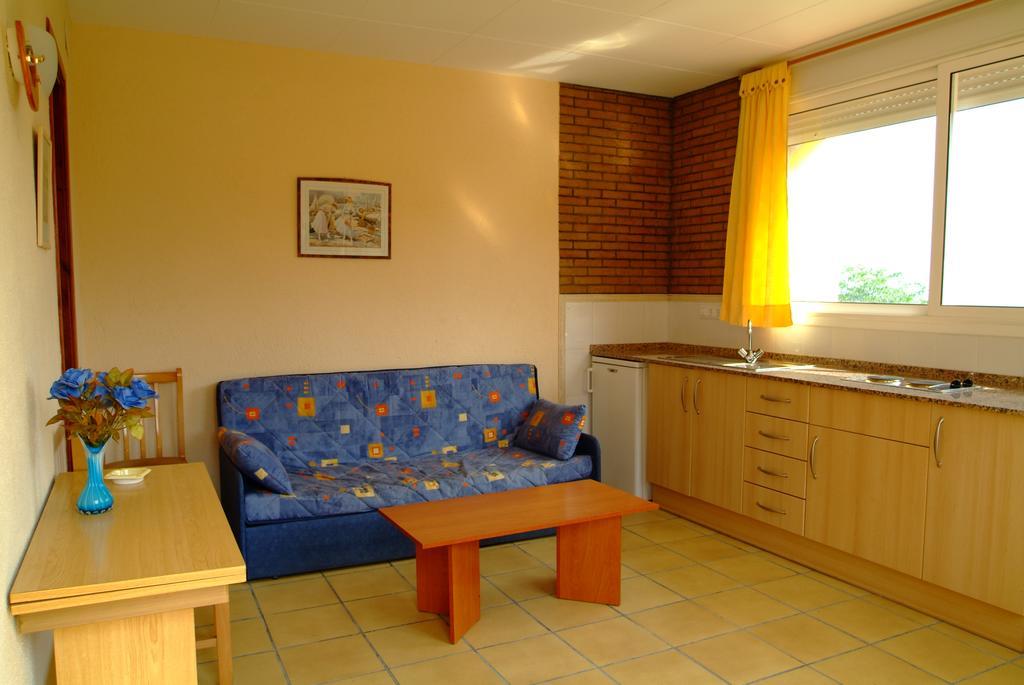 Apartamentos Famara Λορέτ Ντε Μαρ Εξωτερικό φωτογραφία