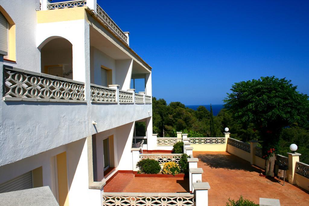 Apartamentos Famara Λορέτ Ντε Μαρ Εξωτερικό φωτογραφία