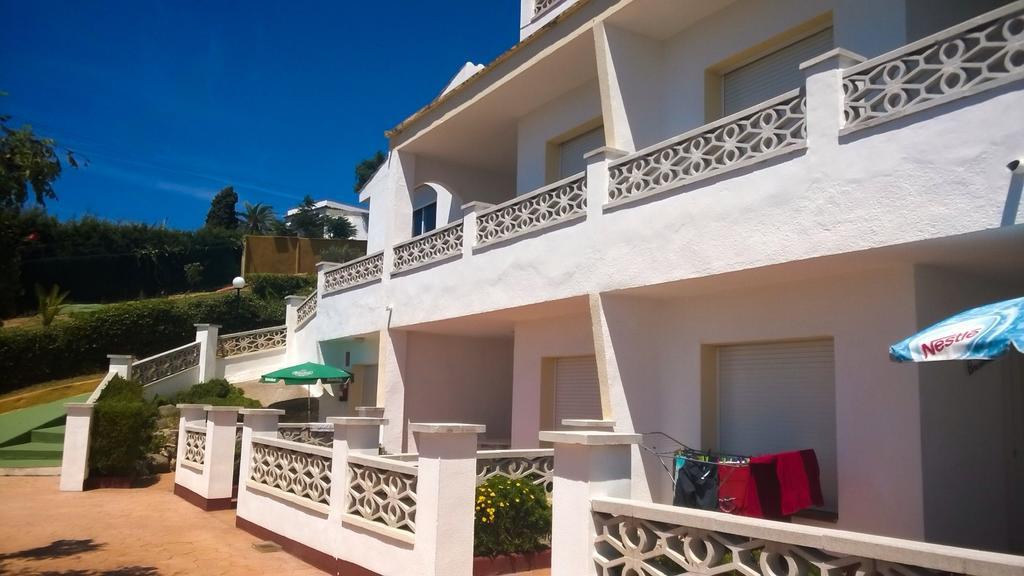 Apartamentos Famara Λορέτ Ντε Μαρ Εξωτερικό φωτογραφία
